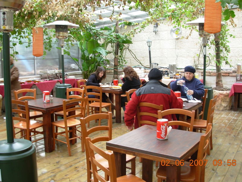 The Little House In Bakah Hotel Jerusalém Exterior foto