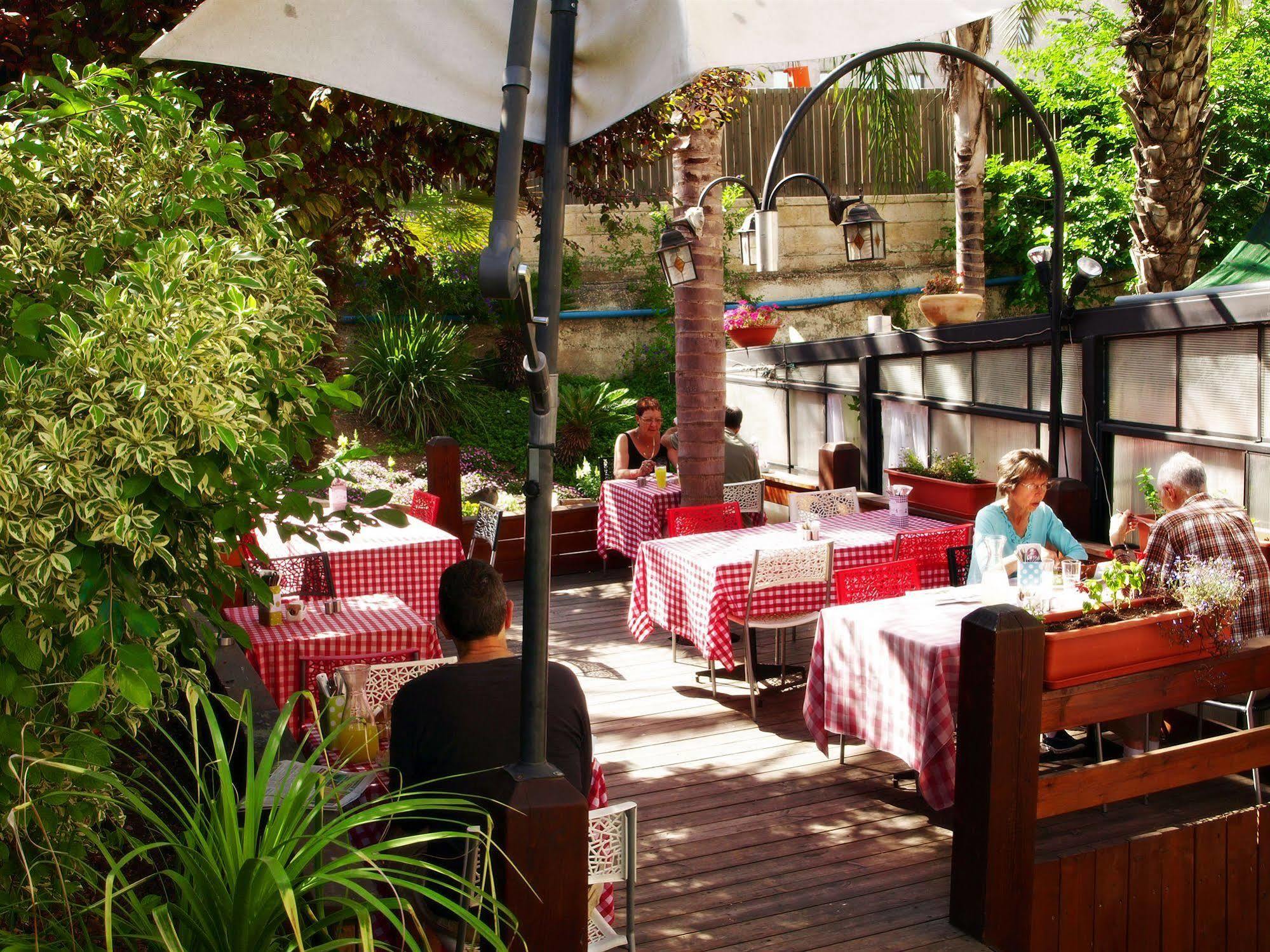 The Little House In Bakah Hotel Jerusalém Exterior foto